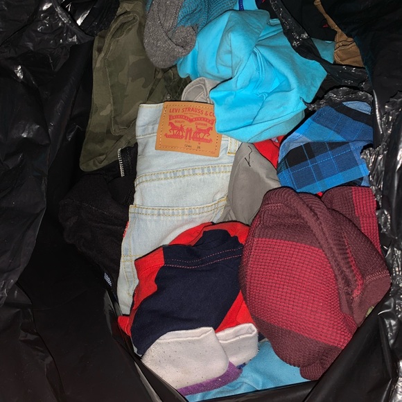 YOUNG ADULT CLOTHES PART 2 !!!! CHECK OUT CLOSET FOR MOR...